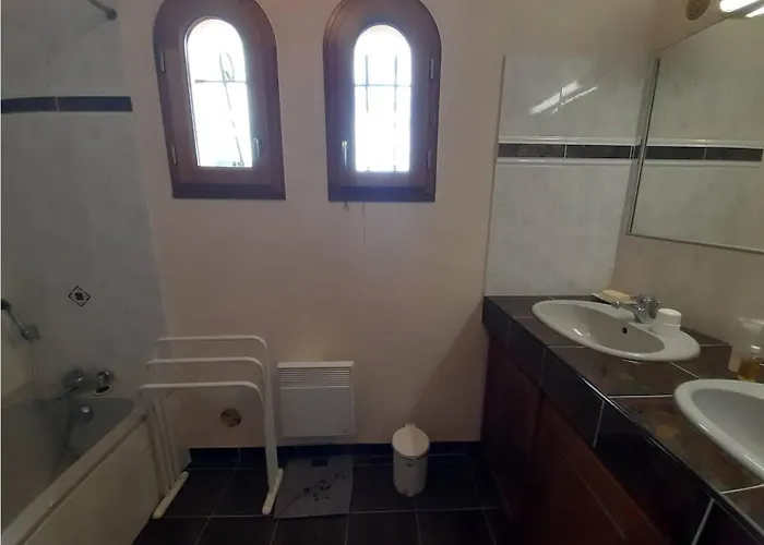 Bo000-018 Maison 4 Pieces 8 Couchages Les Mimosas Bormes-les-Mimosas