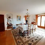 Вилла Bo000-018 Maison 4 Pieces 8 Couchages Les Mimosas Борм-ле-Мимоза